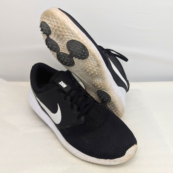 Nike Roche Golf Shoes - Picture 2 of 5